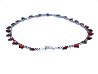 Link to Garnet and Pearl NecklaceJewellery